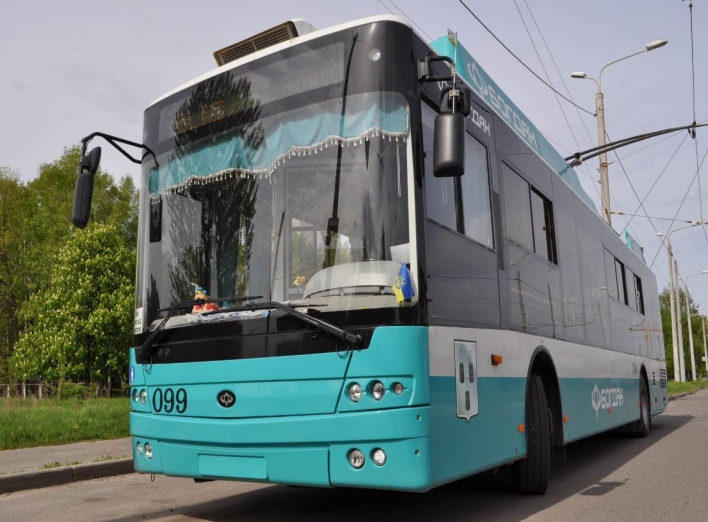 У Сумах тимчасово змінили схеми руху двох тролейбусів фото У Сумах тимчасово змінили схеми руху двох тролейбусів фото