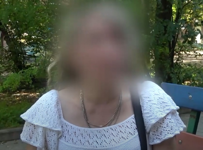 У Сумах поліцейські розшукали забуту жінкою в маршрутці сумку з надважливими документами фото