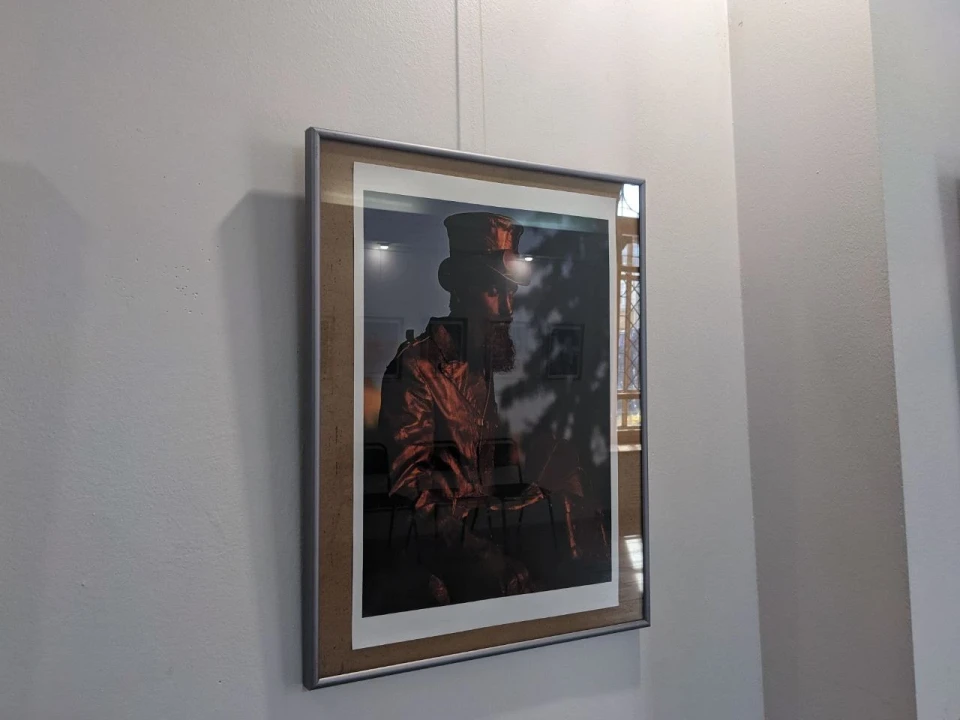 «Він є»: у Сумах відкрилася виставка памʼяті Дмитра Буйвала фото №7