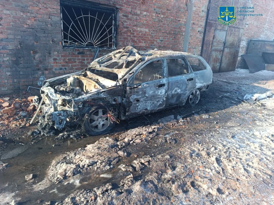 Російські війська знову обстріляли Великописарівську громаду: є пошкодження фото №4