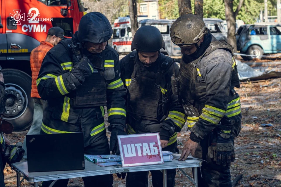 У Сумах через ворожу атаку на лікарню 7 загиблих і 12 поранених (оновлено) фото №36