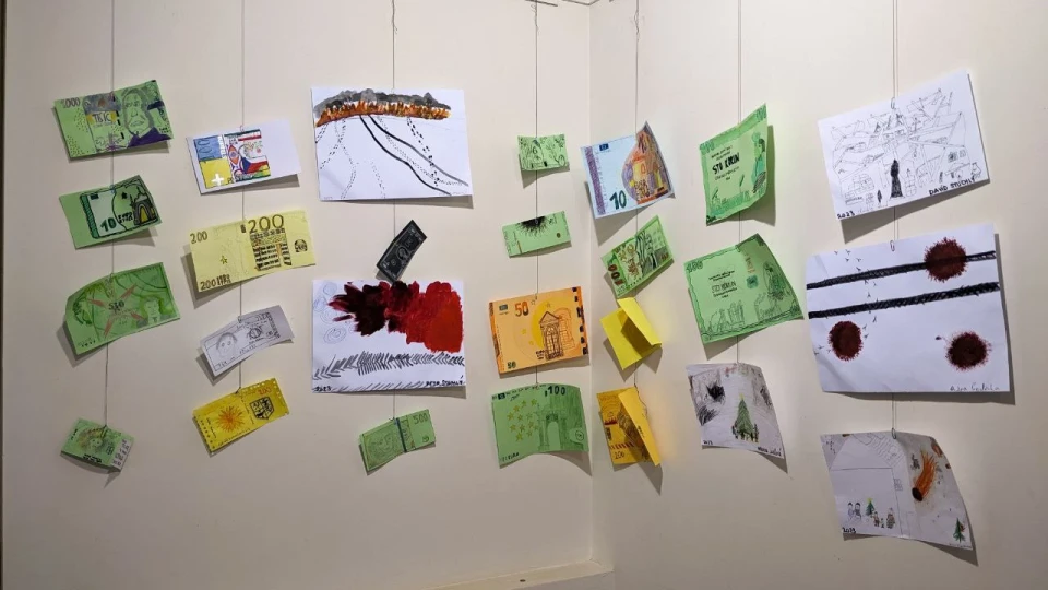 Мистецтво об'єднує світ: у Сумах відкрили виставку листівок з 72 країн, присвячену Василю Кричевському фото №8