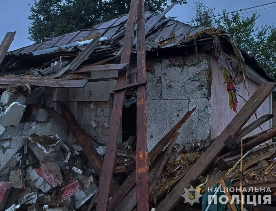 На Сумщині внаслідок обстрілів пошкоджено понад два десятки будинків фото №7