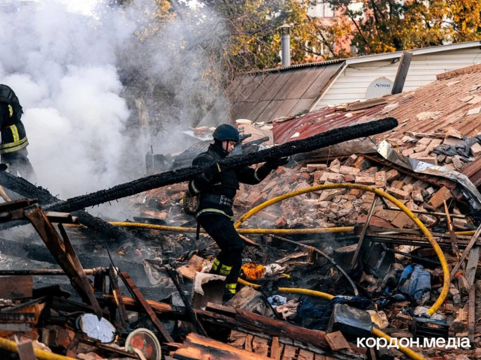 У Сумах внаслідок нічного обстрілу загинула мати, донька та сестра чоловіка фото №11