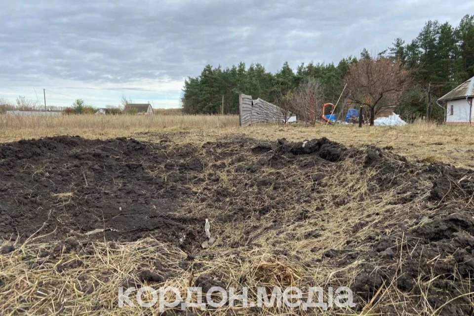 Вночі окупанти скинули два КАБи на Сумську громаду (фото) фото №8