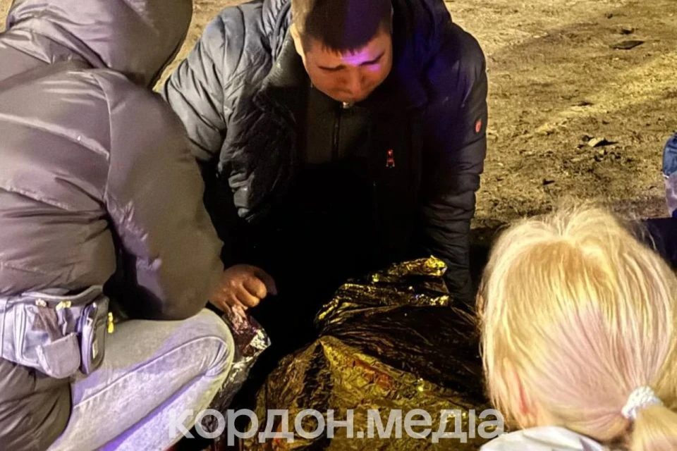 У Сумах ракетний удар прийшовся по двору багатоповерхівки (оновлюється) фото №9