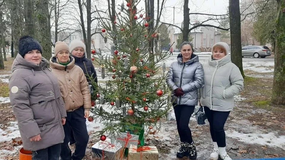 Ялинки Сумщини – як виглядають різдвяно-новорічні локації 2025 фото №7