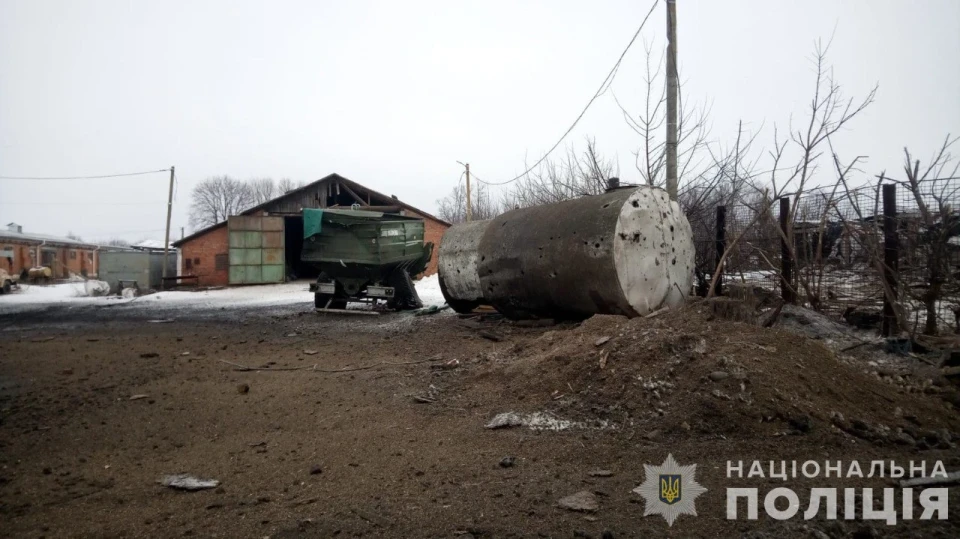 Росіяни скинули 7 бомб на прикордоння Сумщини: 3 загиблих та 4 поранених (оновлено) фото №11