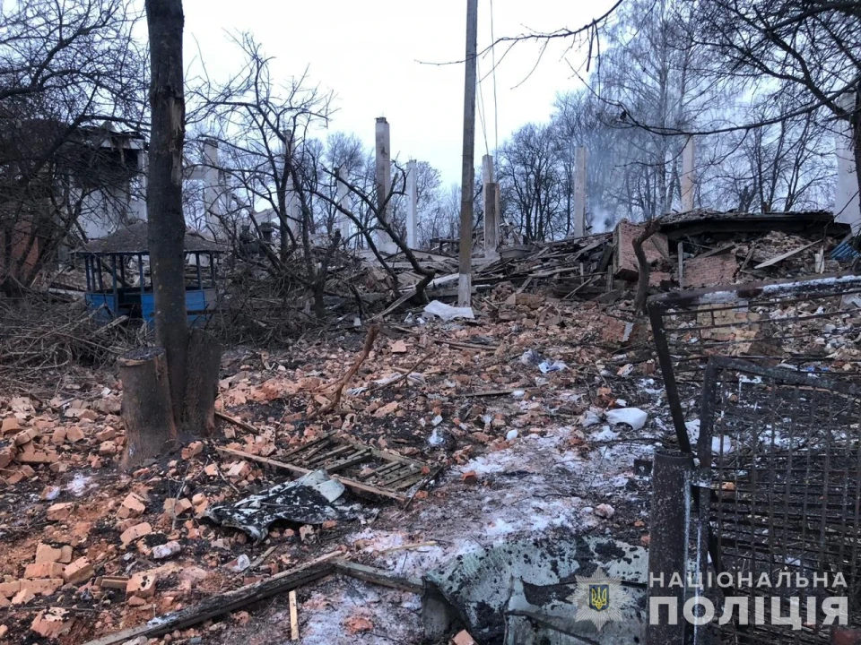 Росіяни скинули 7 бомб на прикордоння Сумщини: 3 загиблих та 4 поранених (оновлено) фото №16