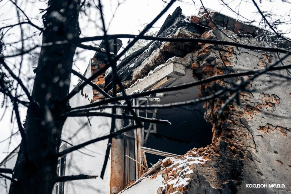 Оздоровчий табір у Сумах після обстрілу: фото та деталі руйнувань фото №10