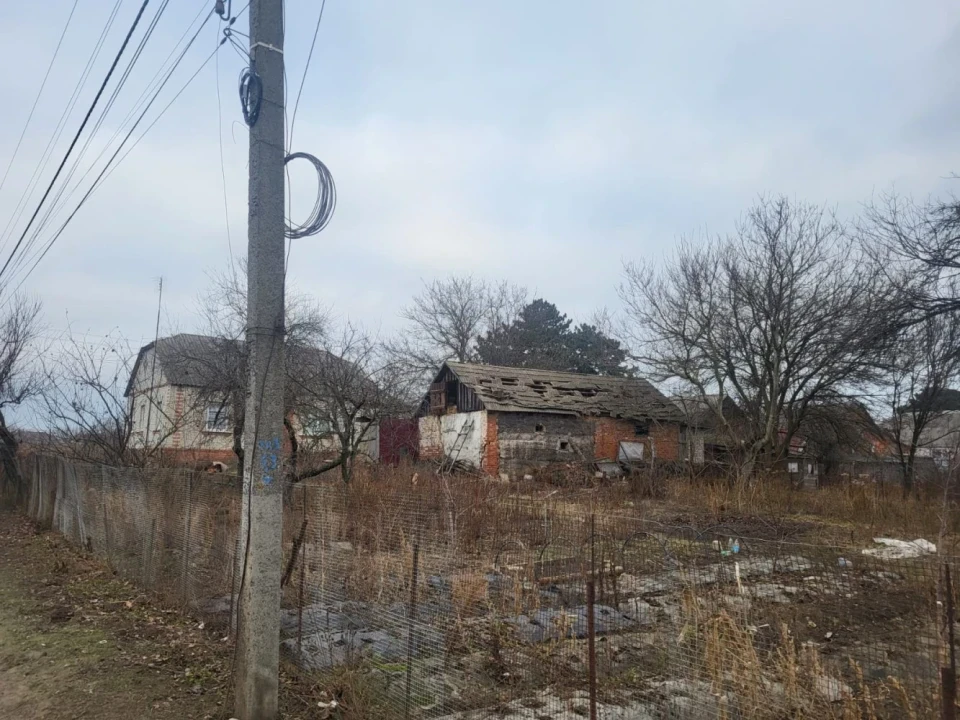 Піщане після ворожої атаки: пошкоджені будинки, відсутні світло та вода фото №5