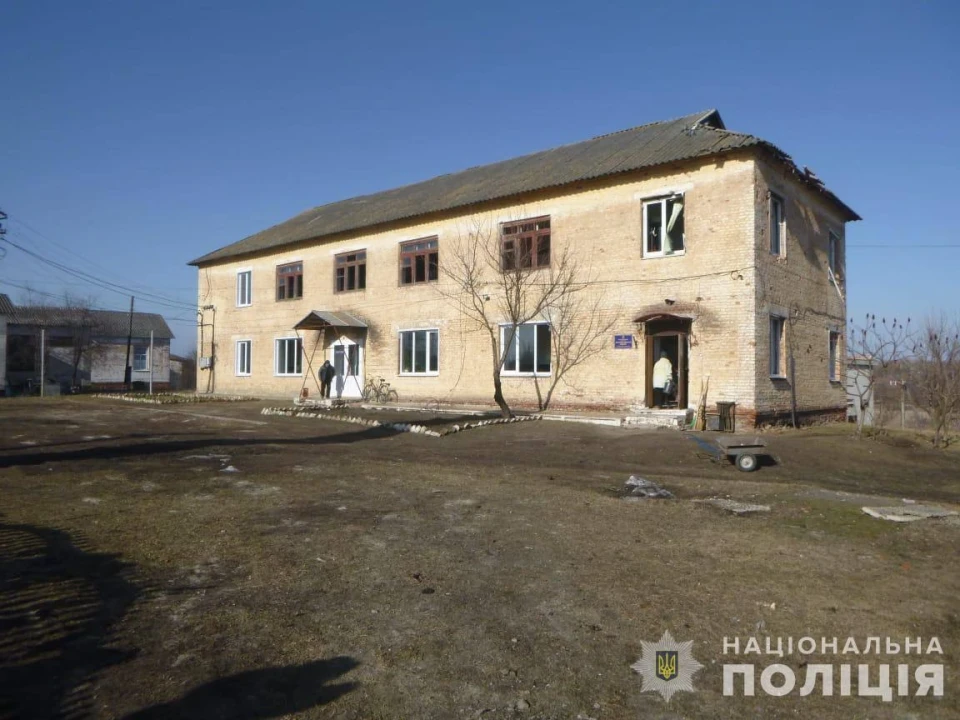 Окупанти обстріляли Сумщину: пошкоджені будинки, лікарня та газопровід фото №11