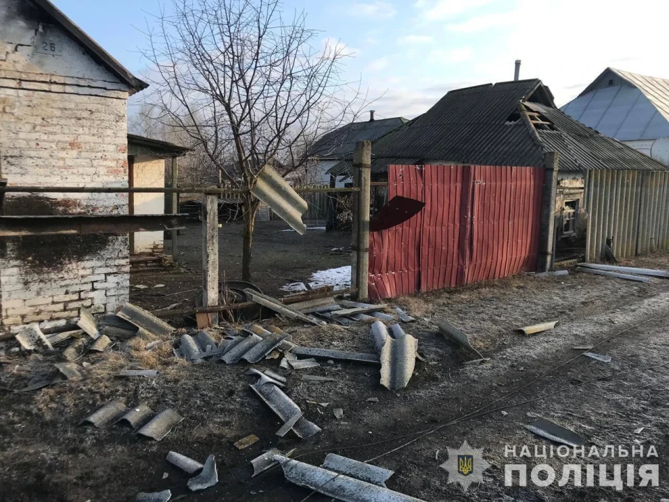 Окупанти обстріляли Сумщину: пошкоджені будинки, лікарня та газопровід фото №12