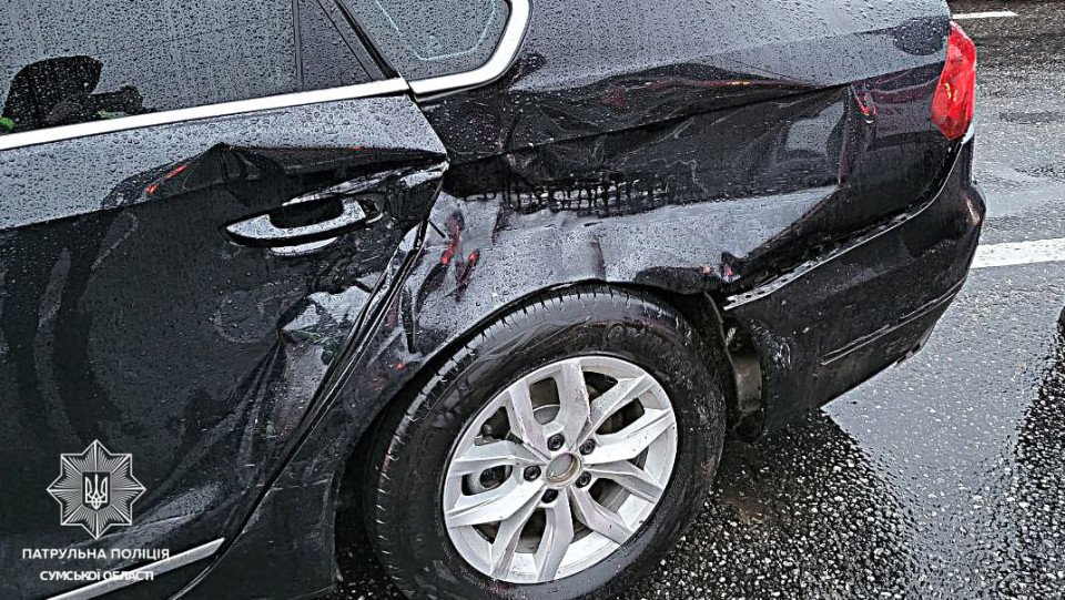 У Сумах в ДТП 6 авто пошкоджено: 3 постраждалих фото №2