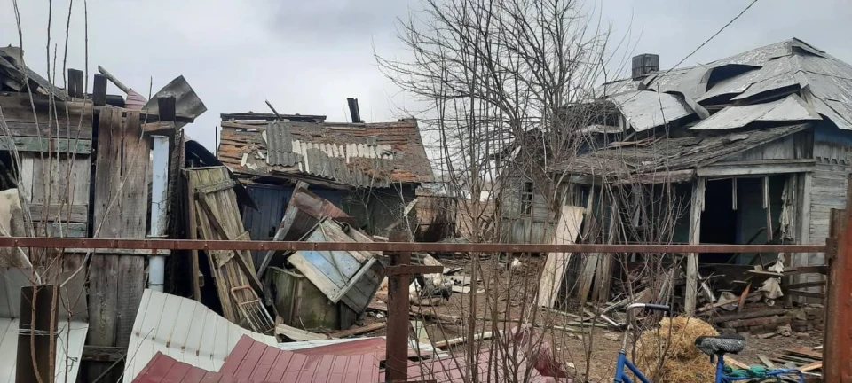 Ракетний удар по Попівці: пошкоджені будинки, люди не постраждали фото №3