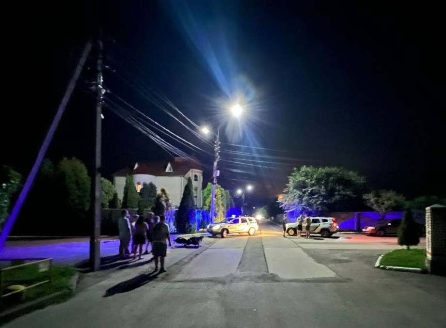 У Конотопі мотоцикліст потрапив до лікарні після ДТП