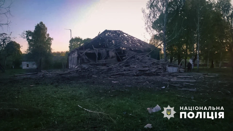 Окупанти обстріляли 14 населених пунктів Сумщини: пошкоджені будинки, авто та школа фото №5