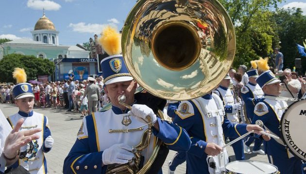 До початку повномасштабної війни фестиваль Сурми України був однією із візитівок Сум. Хто є його батьком-засновником?