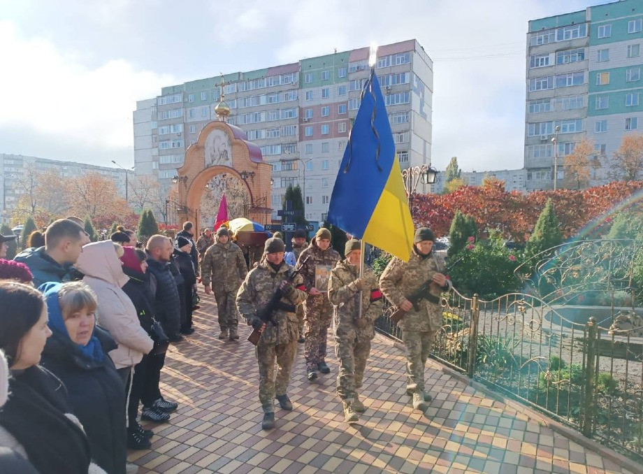 Сум’яни попрощалися із 36-річним захисником Володимиром Кудреватих