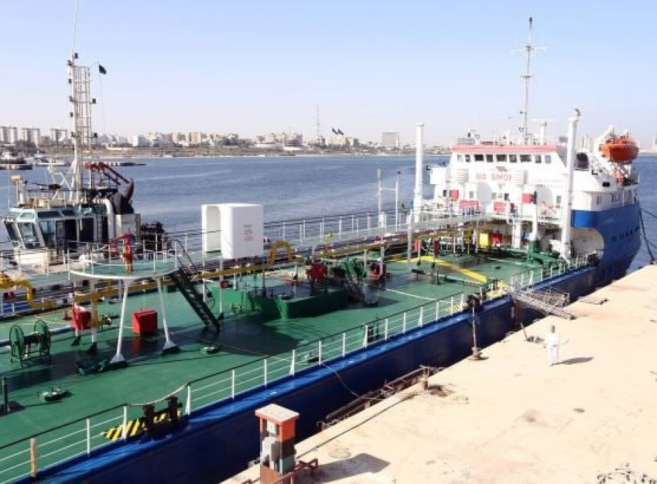 Українські дрони зупинили експорт палива з російського порту Туапсе — Reuters