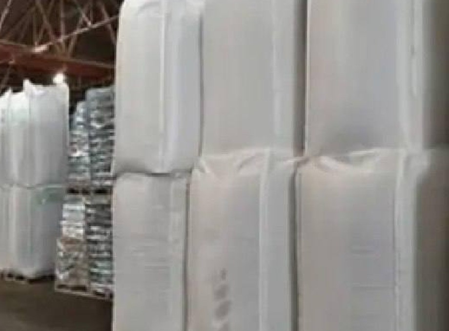 Як російський карбамід заходить в Україну під виглядом «оманського»