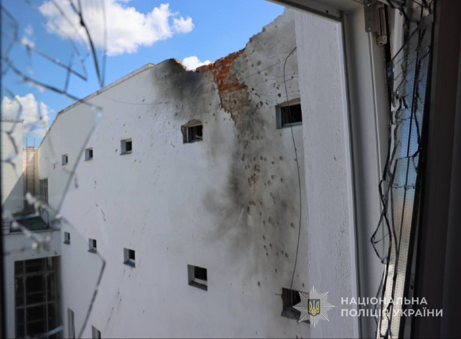 Суми під ударами БпЛА: 14 мешканців постраждали, є пошкодження