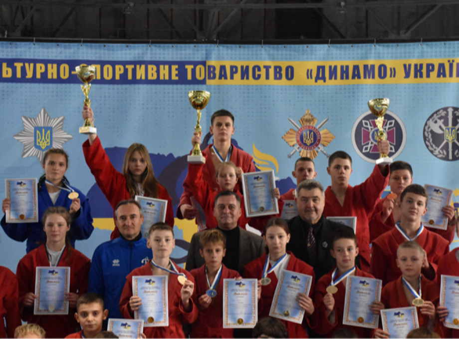 Сумські самбісти здобули дев'ять призових місць на чемпіонаті
