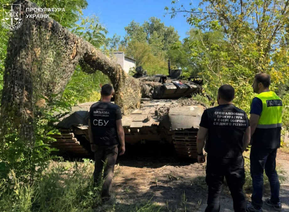 На Харківщині вилучили незаконно збережені російські танки і передали ЗСУ
