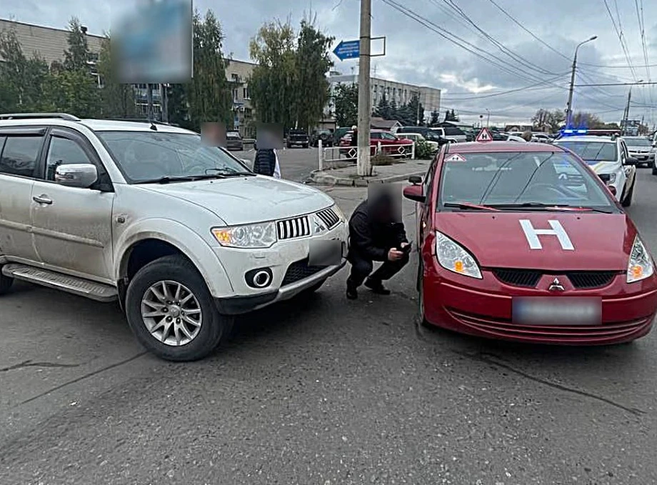 У Сумах сталася ДТП за участю навчального авто