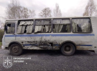 Атаки на цивільний транспорт: на Сумщині через удари дронів постраждали двоє