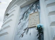 Річниця трагедії у центрі Сум: місто вшановує пам’ять 35 загиблих у Вербну неділю