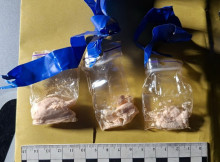 У Сумах затримали жінку зі 100 грамами психотропів