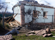 На Сумщині дрон вдарив по житловому будинку: двоє поранених