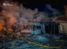 Атака по житловому масиву та загроза повторних ударів: рятувальники розповіли про наслідки обстрілів Сумщини