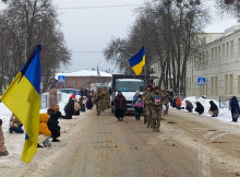 У Лебедині в останню дорогу провели розвідника Сергія Силакова