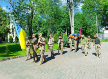 Сум’яни попрощалися із 37-річним солдатом Василем Зарком