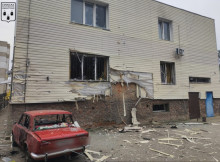 Наслідки ранкових ударів по Сумах: пошкоджено адмінбудівлю, приватну оселю та шиномонтаж