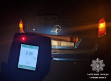 У Сумах вночі патрульні зупинили водія з 12-кратним перевищенням норми алкоголю