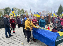 Шосткинщина попрощалася із захисником Анатолієм Кузьменком
