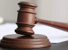 Суд відправив до в'язниці тростянчанина, який побив свою дружину з інвалідністю