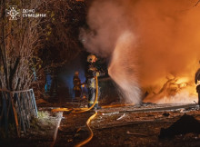 Нічна атака на Суми: рятувальники ліквідували пожежі на семи локаціях
