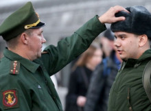 На Сумському напрямку російські військові б’ють новобранців і відбирають у них гроші — АТЕШ