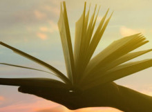 Ворожий удар знищив бібліотеку на Шосткинщині: оголошено збір книг