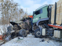 Перебував під наркотиками та виїхав на зустрічну: на Сумщині судитимуть водія вантажівки за ДТП з двома потерпілими