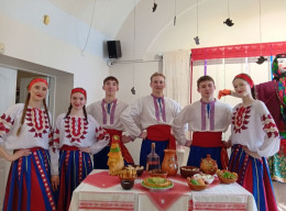 Колодка для парубків, “тещин млинець” і день прощення – як у Сумах згадували давні традиції Масниці