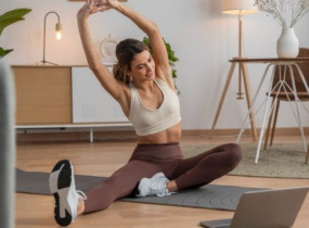 Сніданок, розминка та водний баланс: як правильно підготувати тіло до ранкових вправ