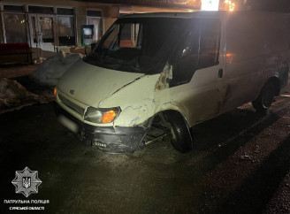 На вулиці Нижньохолодногірській у Сумах зіткнулися два автомобілі