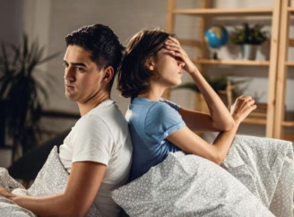 🤫 Де межа: абсолютна чесність чи маленькі секрети у близьких стосунках