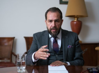 Чого чекати українським біженцям в Польщі після виборів: відповідь посольства