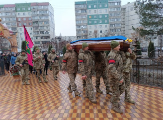 У Сумах попрощалися з двома полеглими захисниками України